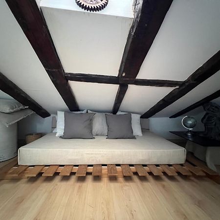 Apartment In Monumental Square Madrid Center Екстер'єр фото