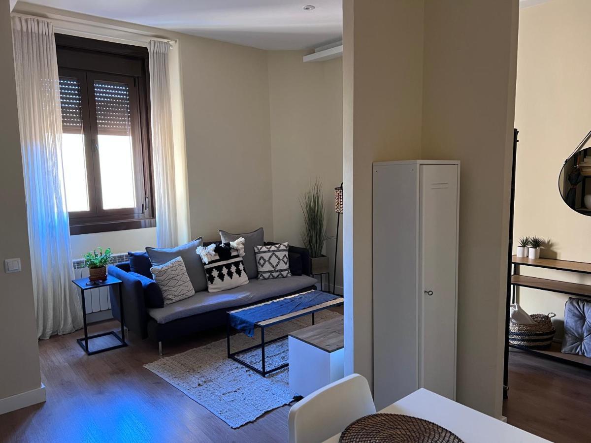 Apartment In Monumental Square Madrid Center Екстер'єр фото